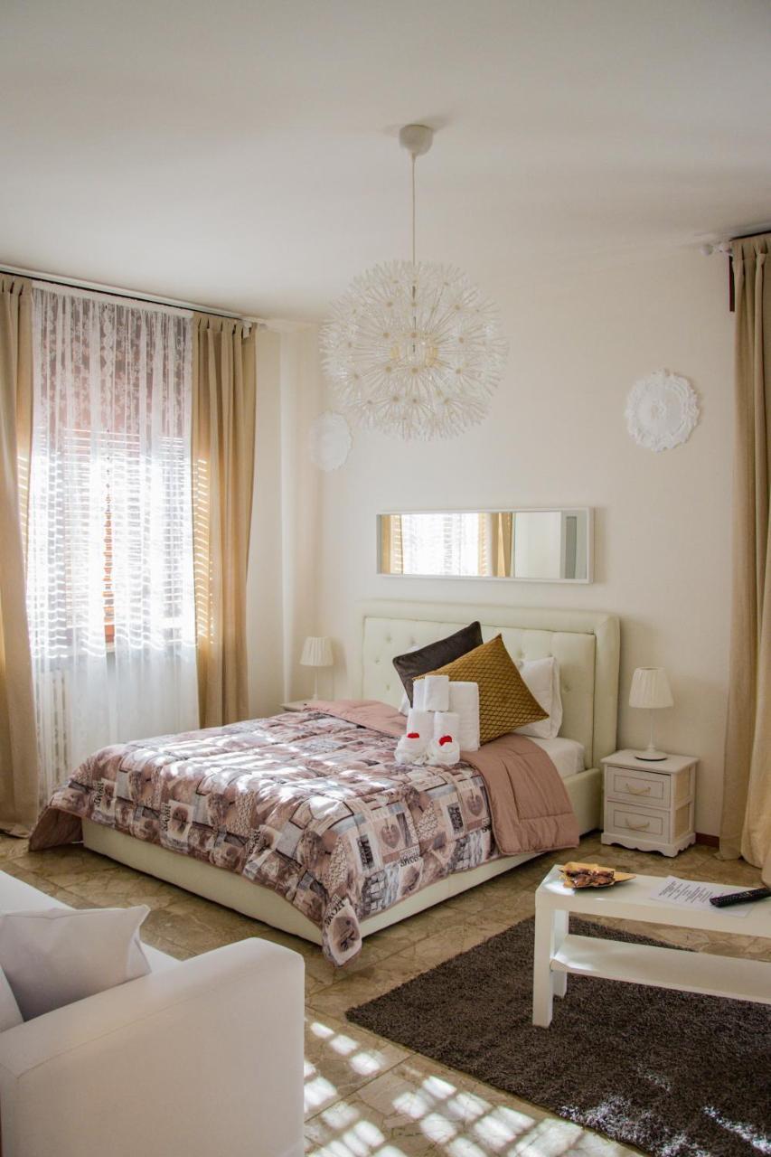 Guest House Piazza Isolo Verona Exteriör bild